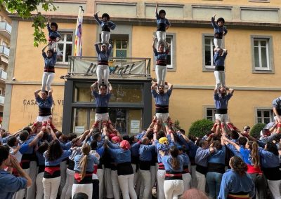 Pilars d'entrada. Colles de l'Eix. Salt, 8/6/24