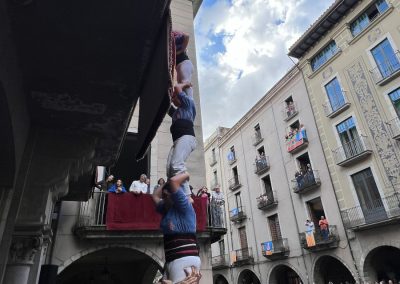 Pilar de 4 al balcó. Diada de Sant Narcís, 27/9/24